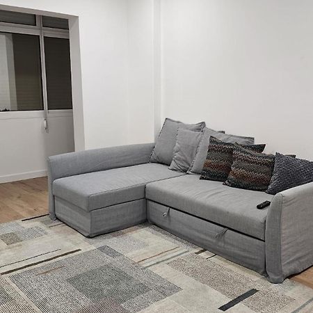 Apartamento T3 Em Lisboa/ Келуш Экстерьер фото